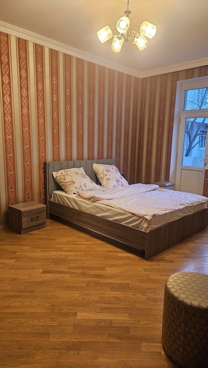 İcarəyə verilir 3 otaqlı köhnə tikili 85 m² — Mənzil, Bakı (6)