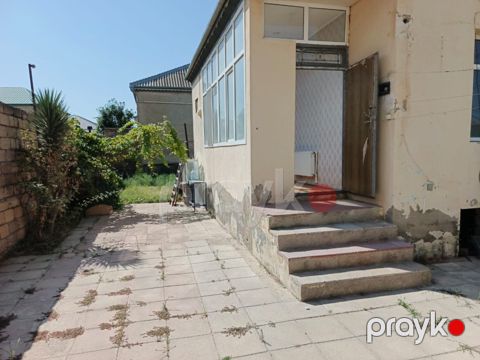 Həyət evi, Saray qəs.