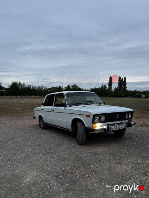 VAZ 2106 sedan – ağ rəng, klassik kuzov