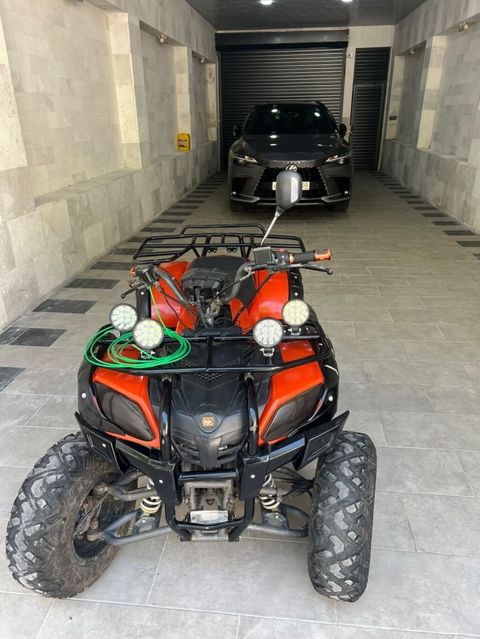 ATV kros kvadrosikl - Rəng: narıncı-qara - Sərt ofroud üçün iri