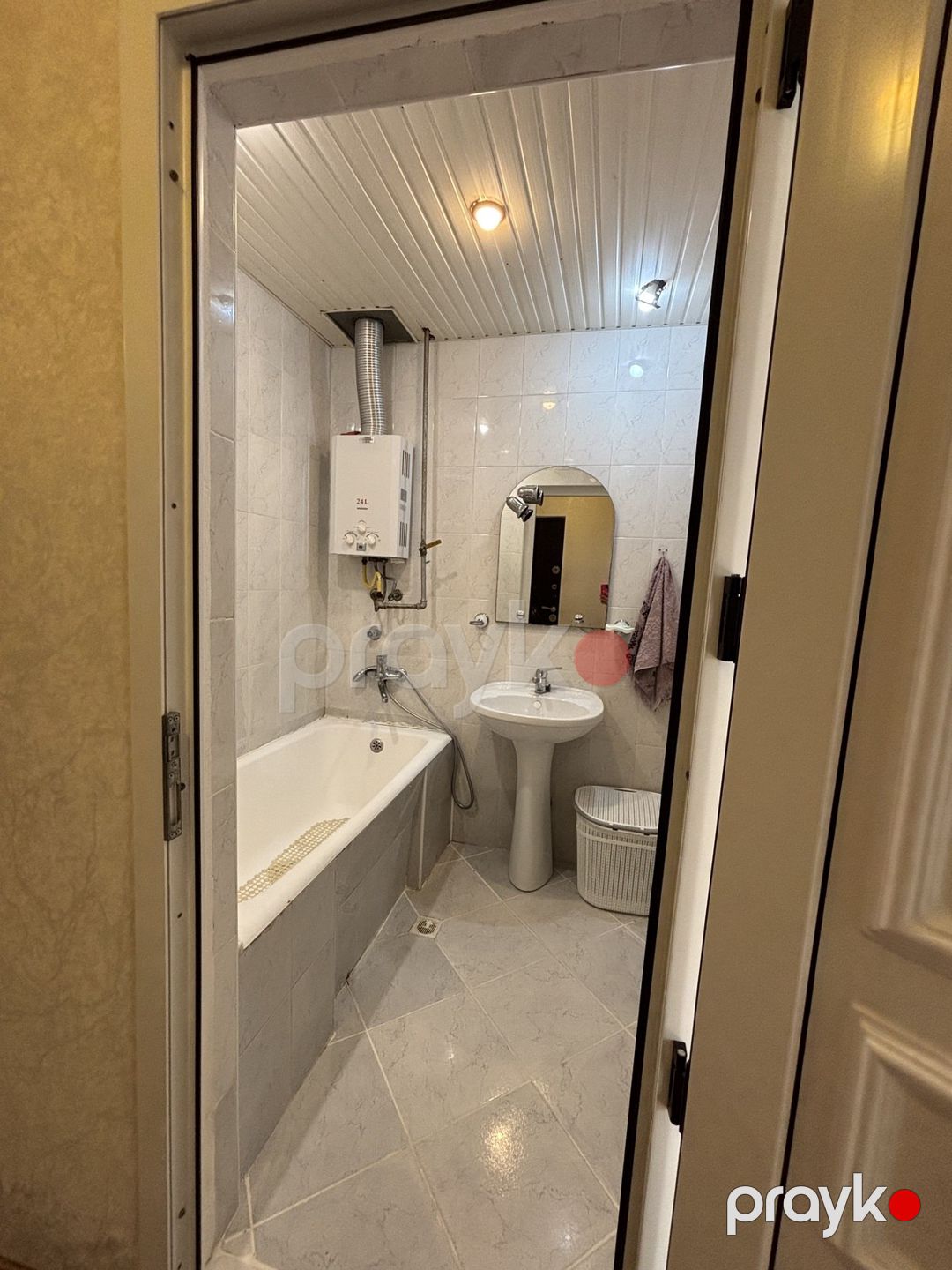 Satılır 2 otaqlı köhnə tikili 65 m² — Mənzil, Bakı (5)