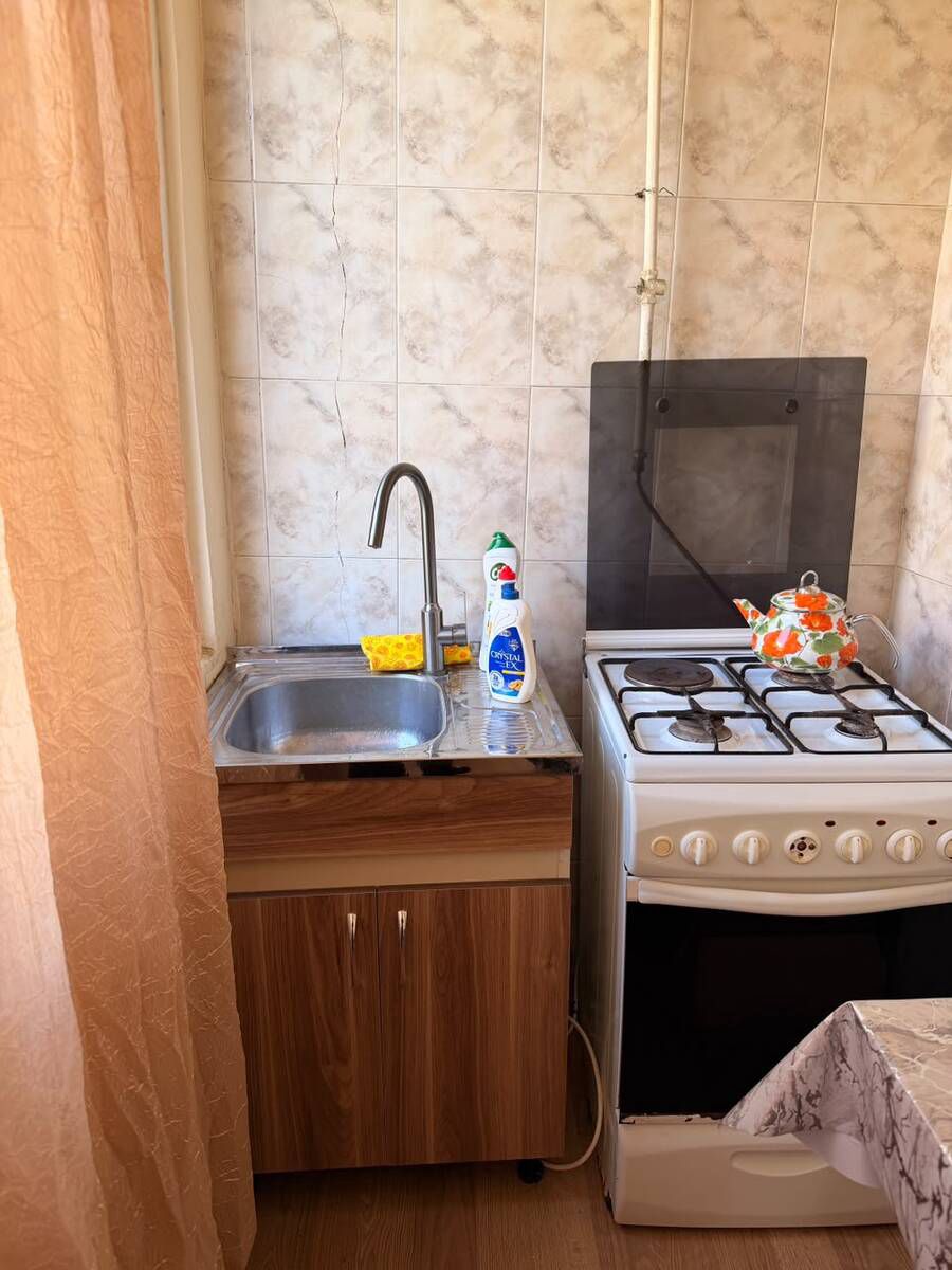 İcarəyə verilir 3 otaqlı köhnə tikili 85 m² — Mənzil, Bakı (10)