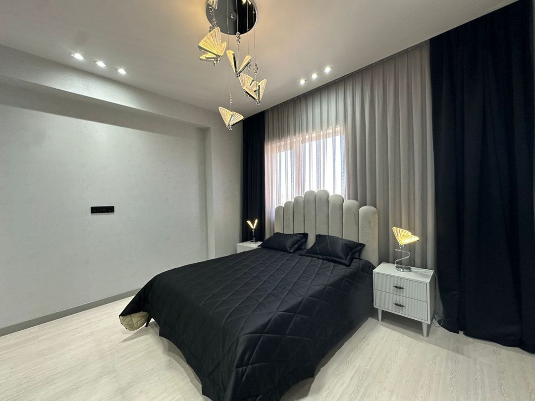 İcarəyə verilir 3 otaqlı yeni tikili 160 m² — Mənzil, Bakı (7)