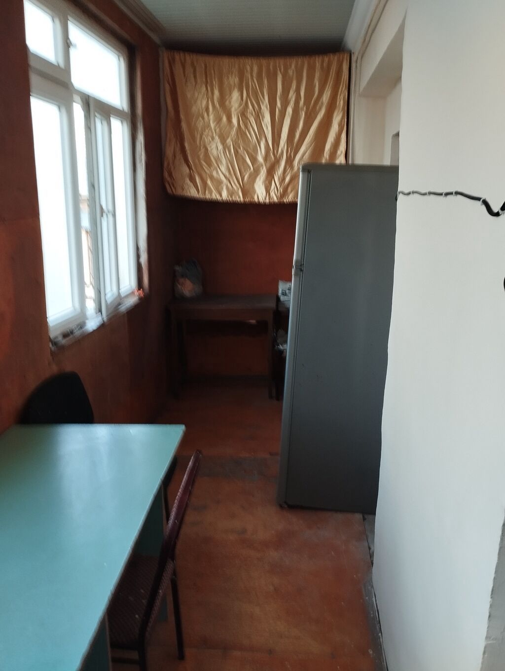 Kirayə üçün ayrıca otaq - Geniş, işıqlı otaq: divar kağızlı, hündür — Daşınmaz əmlak, Gəncə (6)