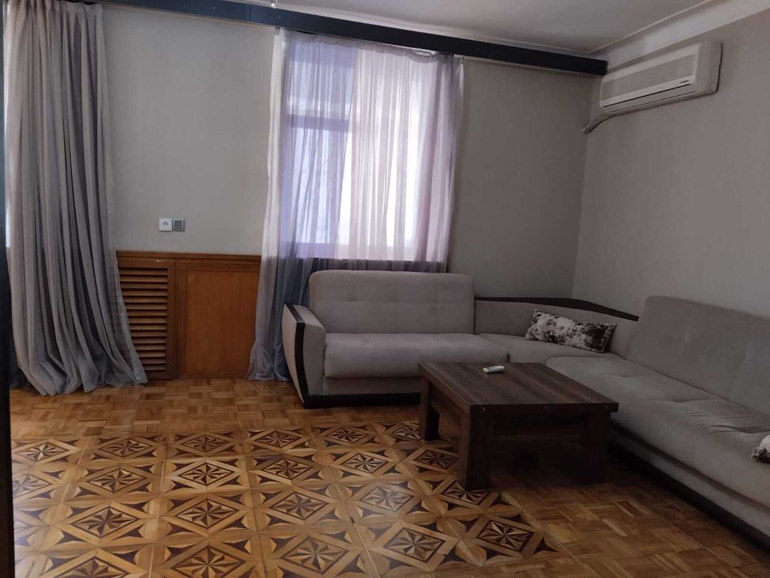 İcarəyə verilir 3 otaqlı köhnə tikili 100 m² — Mənzil, Bakı