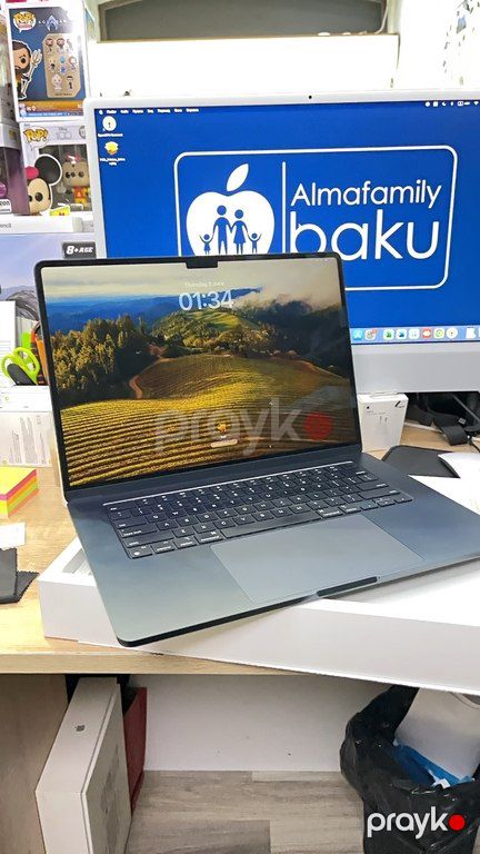 MacBook Air 15 inch M2 8/256GB — Elektronika, Bakı (3)