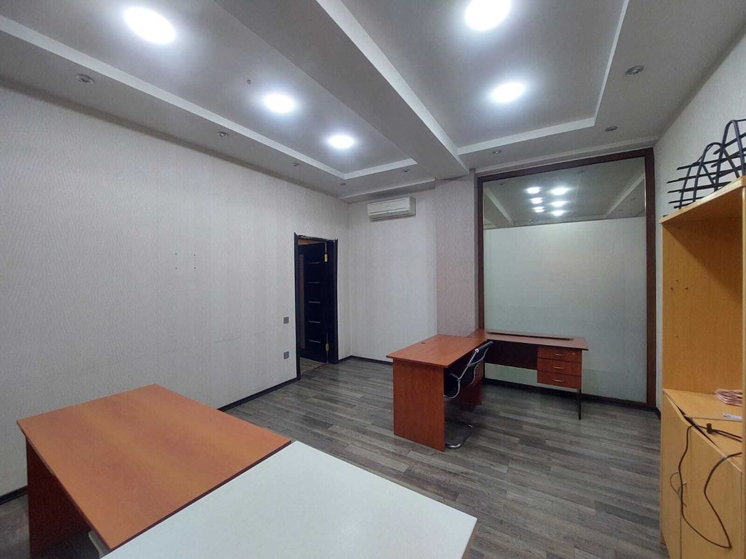 İcarəyə verilir 3 otaqlı ofis 110 m² — Ofis, Bakı (7)