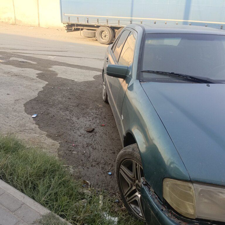 Mercedes C 200, 2.0 L, 1994 il, 555 565 km — Avtomobillər, Gəncə (3)