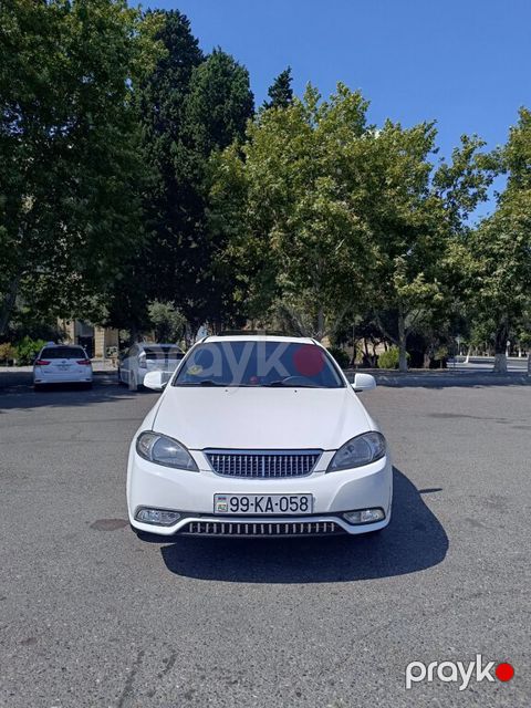 Daewoo Gentra, 1.5 L, 2014 il, 270 000 km