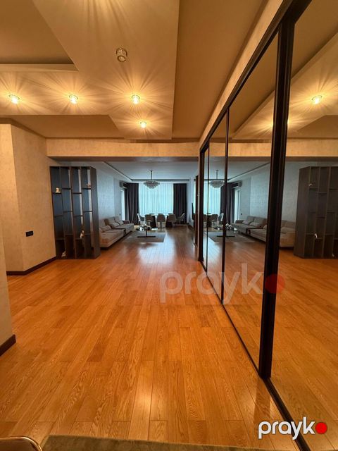 Satılır 3 otaqlı yeni tikili 157.1 m²