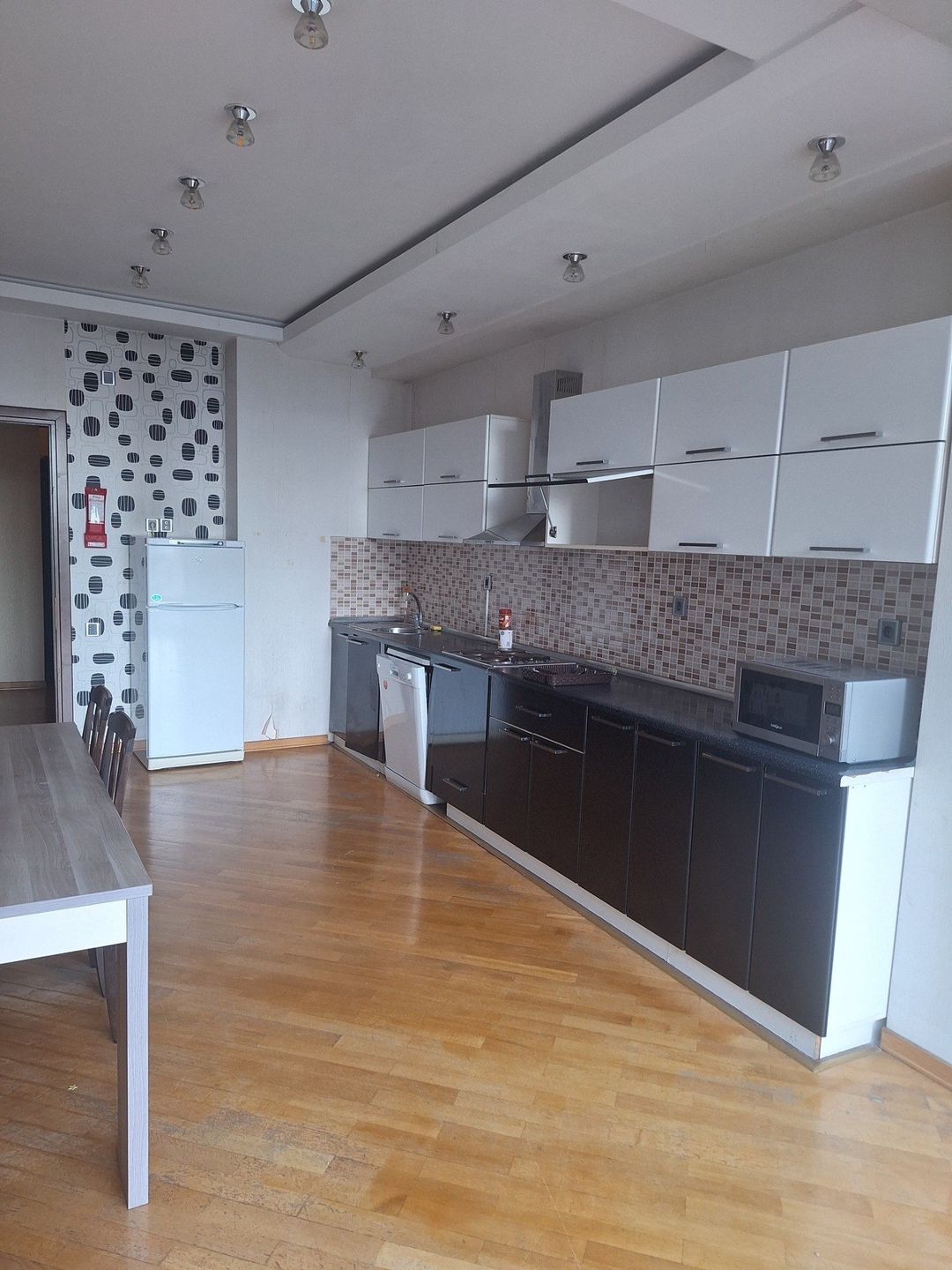 Satılır 2 otaqlı yeni tikili 126 m² — Mənzil, Bakı (7)