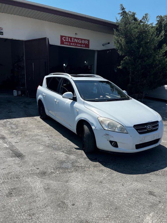 Kia Ceed SW, 1.6 L, 2009 il, 21 000 km — Avtomobillər, Bakı (2)