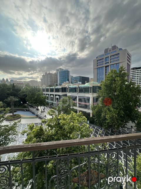 Satılır 3 otaqlı köhnə tikili 74 m²