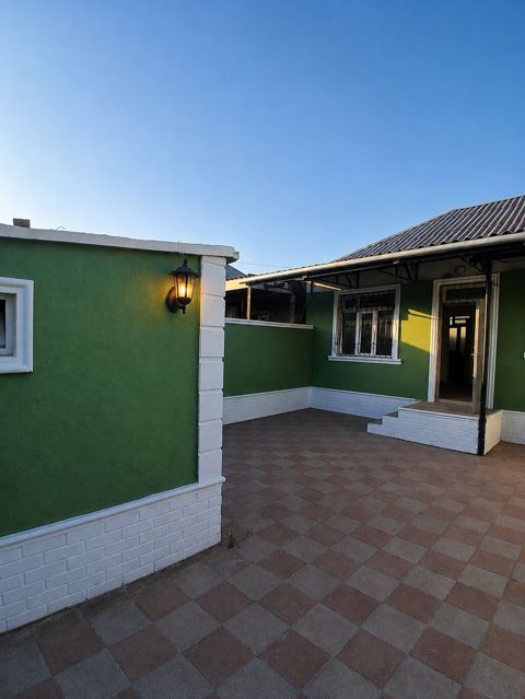 3 otaqlı, 65 kv. m, Yeni təmirli
