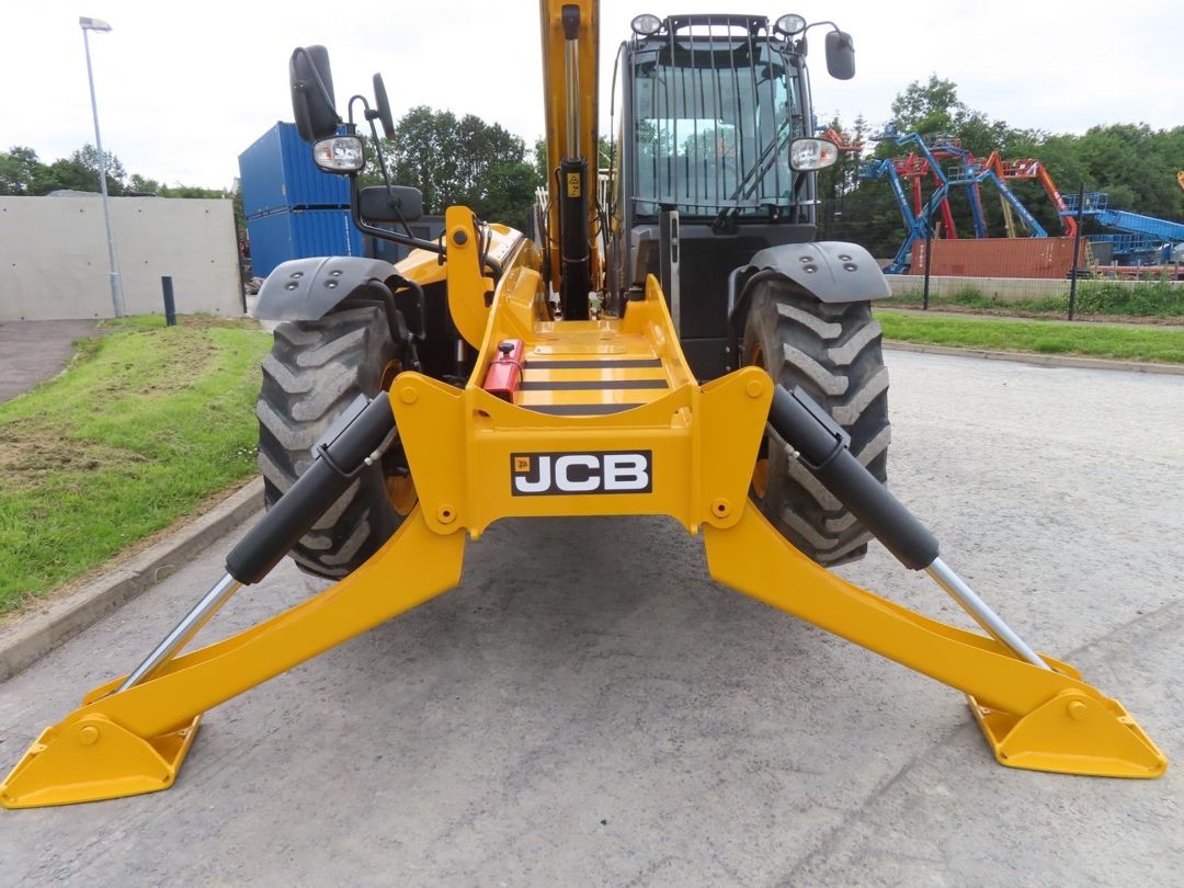 Teleskopik yükləyici JCB 540V180, 2022 il — Avto, Bakı (12)