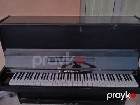 Piano, Belarus markası, 3 pedaldı