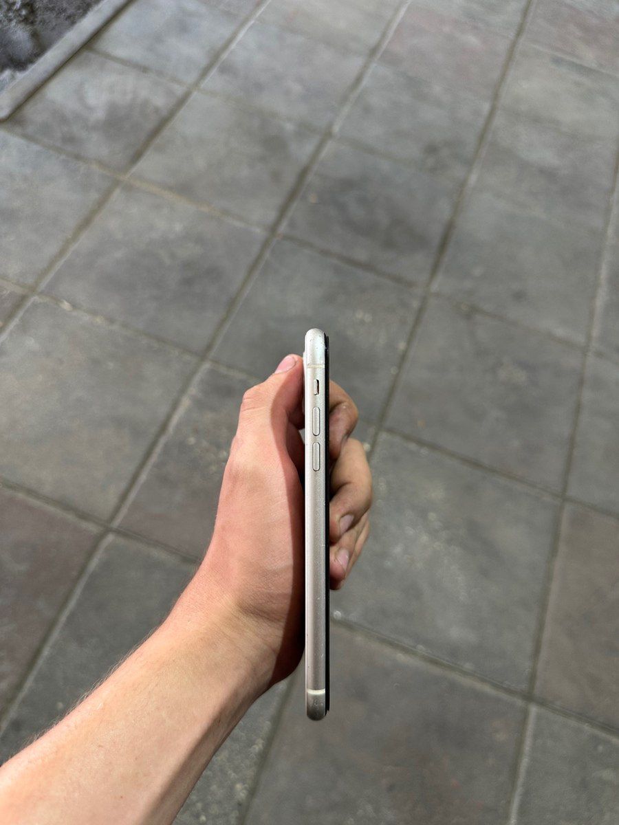Apple iPhone 11 White 128GB/4GB — Mallar, Oğuz (5)