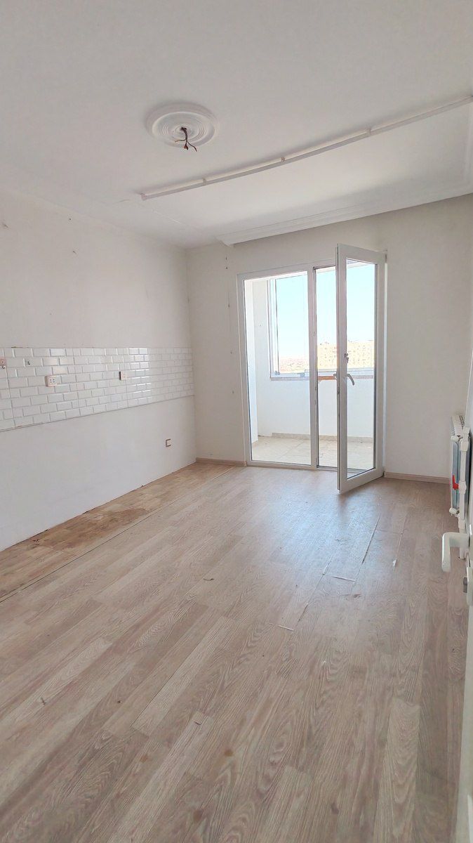 Satılır 2 otaqlı köhnə tikili 50.2 m² — Mənzil, Bakı (3)