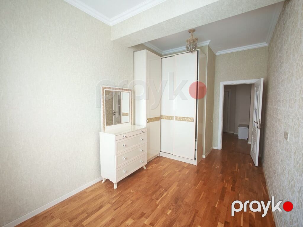 Yasamal, 3 otaqlı, Yeni tikili, m. İnşaatçılar, 80 kv. m — Daşınmaz əmlak, Bakı (9)