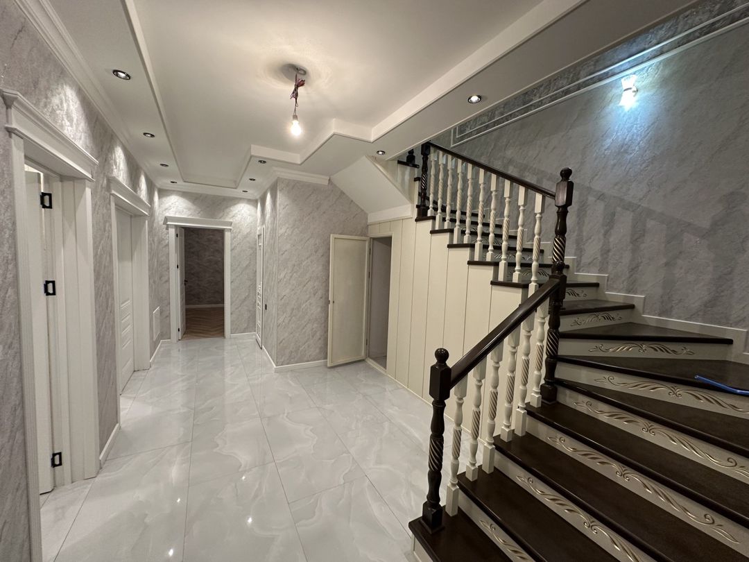 Satılır 6 otaqlı həyət evi/bağ evi 270 m² — Ev, villa, Bakı (7)