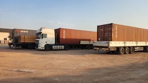 Ağır yük avtomobilləri üçün servis və dayanacaq sahəsi - Yük