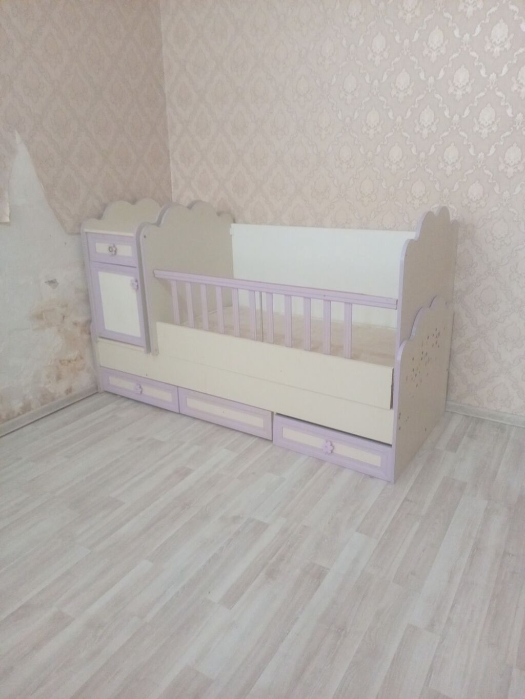 Uşaq çarpayısı və komod-birleşik beşik sistemi - Rəng: krem və — Mebel, Digah (2)
