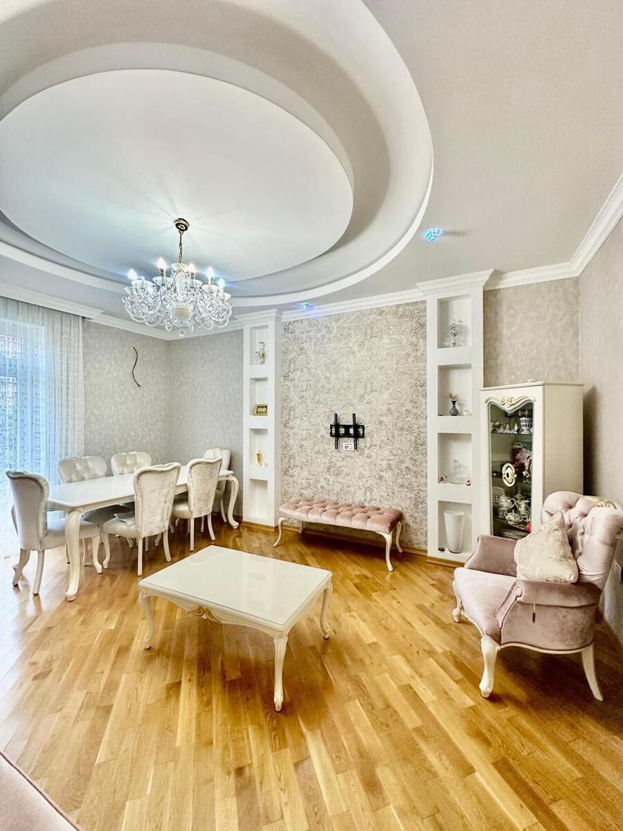 Satılır 3 otaqlı köhnə tikili 100 m² — Mənzil, Bakı (3)