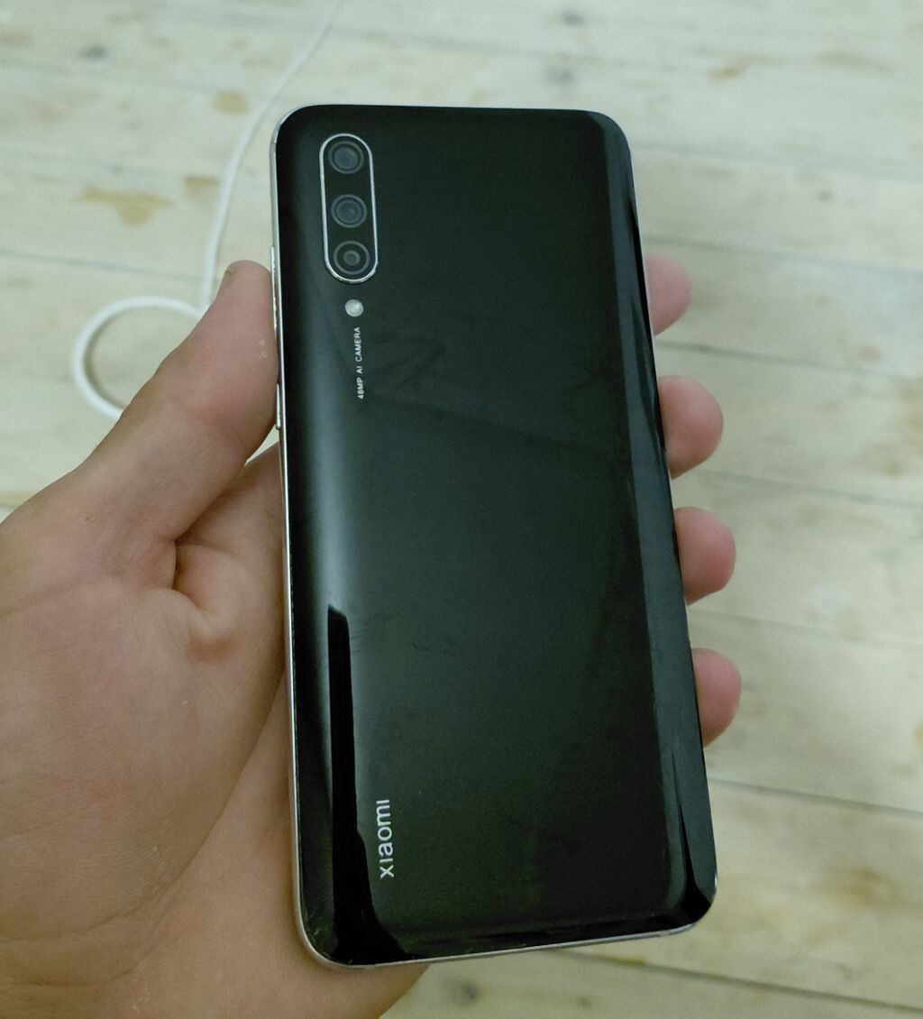 Xiaomi Mi 9, 64 GB, rəng - Qara, Barmaq izi — Xiaomi, Şirvan (3)