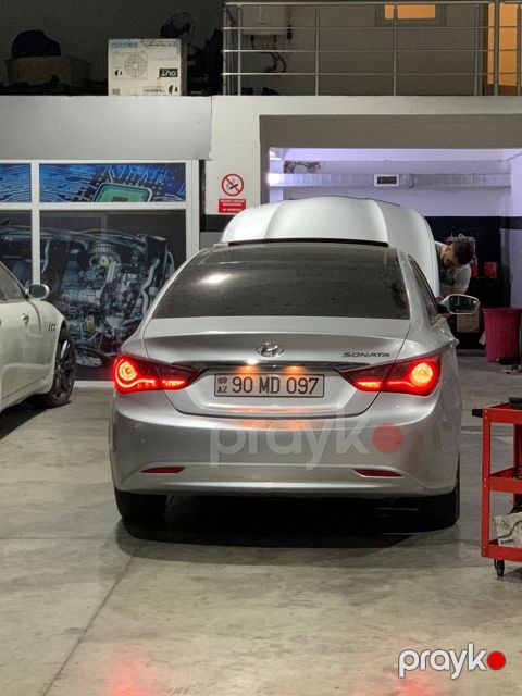 Hyundai Sonata stop işıqları