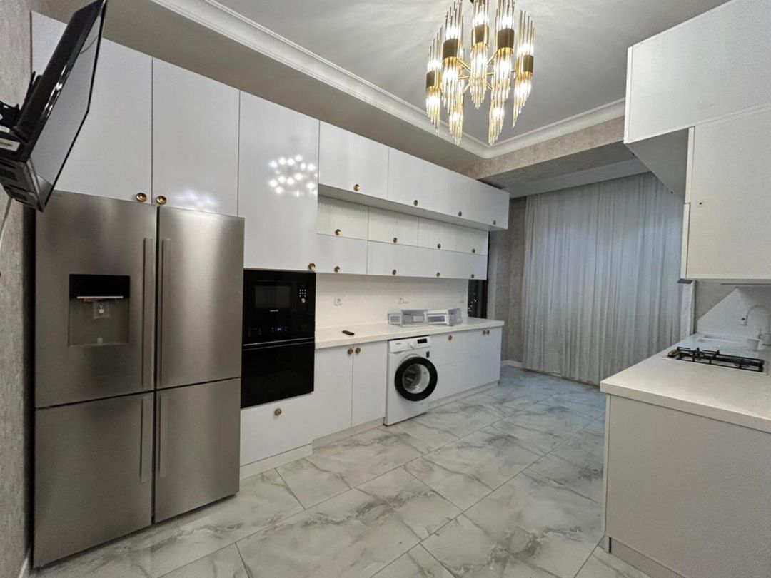 İcarəyə verilir 4 otaqlı yeni tikili 218 m² — Mənzil, Bakı (7)