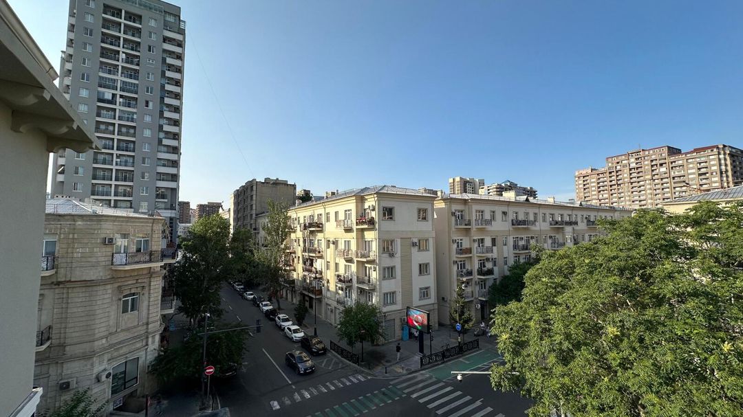 İcarəyə verilir 2 otaqlı köhnə tikili 40 m² — Mənzil, Bakı