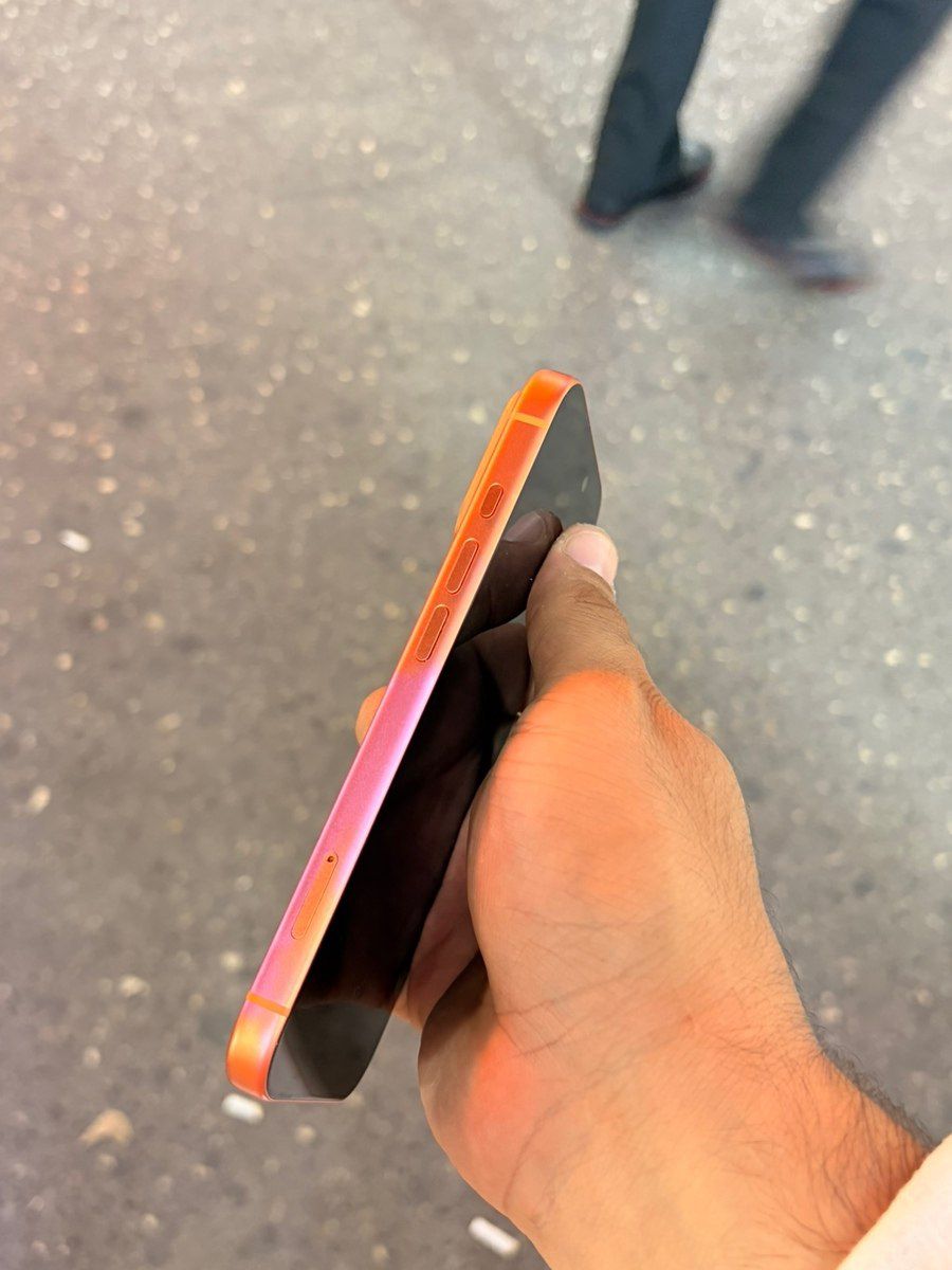 Apple iPhone 17 Pro Cosmic Orange 256GB/12GB — Mallar, Bakı (2)