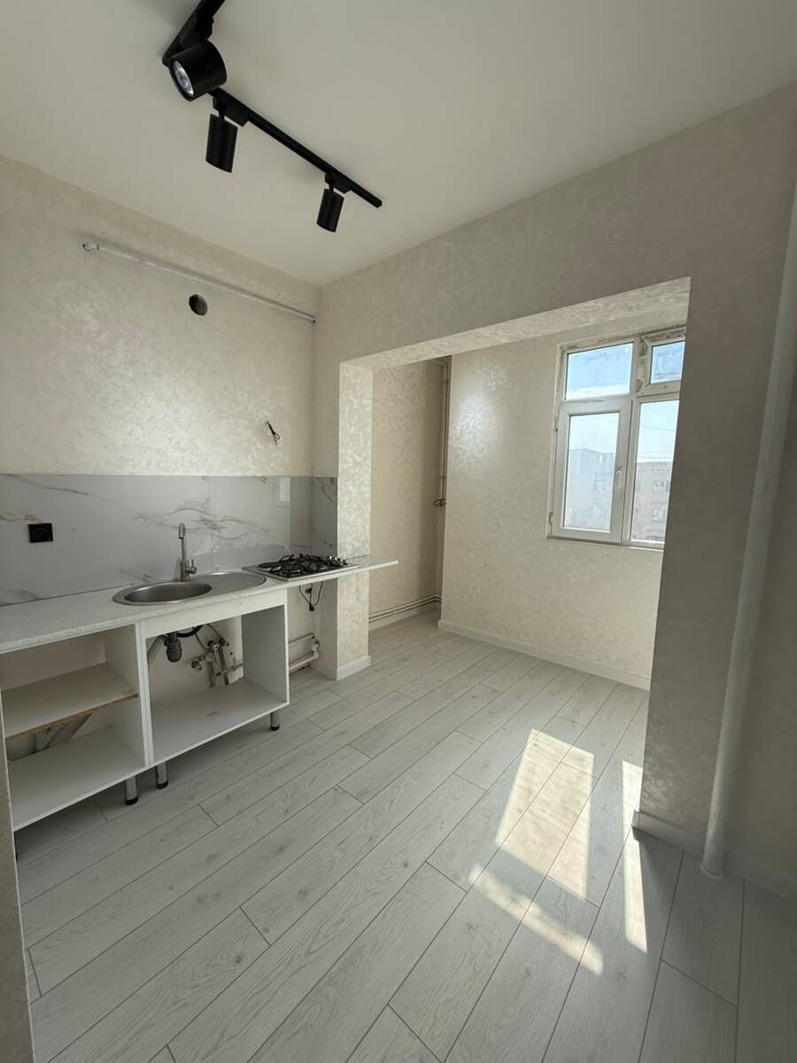 Satılır 1 otaqlı köhnə tikili 45 m² — Mənzil, Bakı (9)