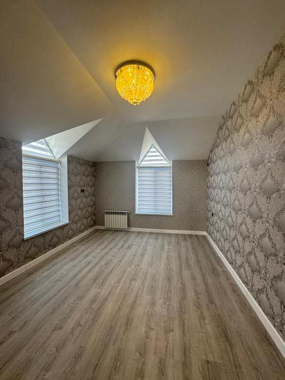 Satılır 4 otaqlı həyət evi/bağ evi 330 m² — Ev, villa, Bakı (12)