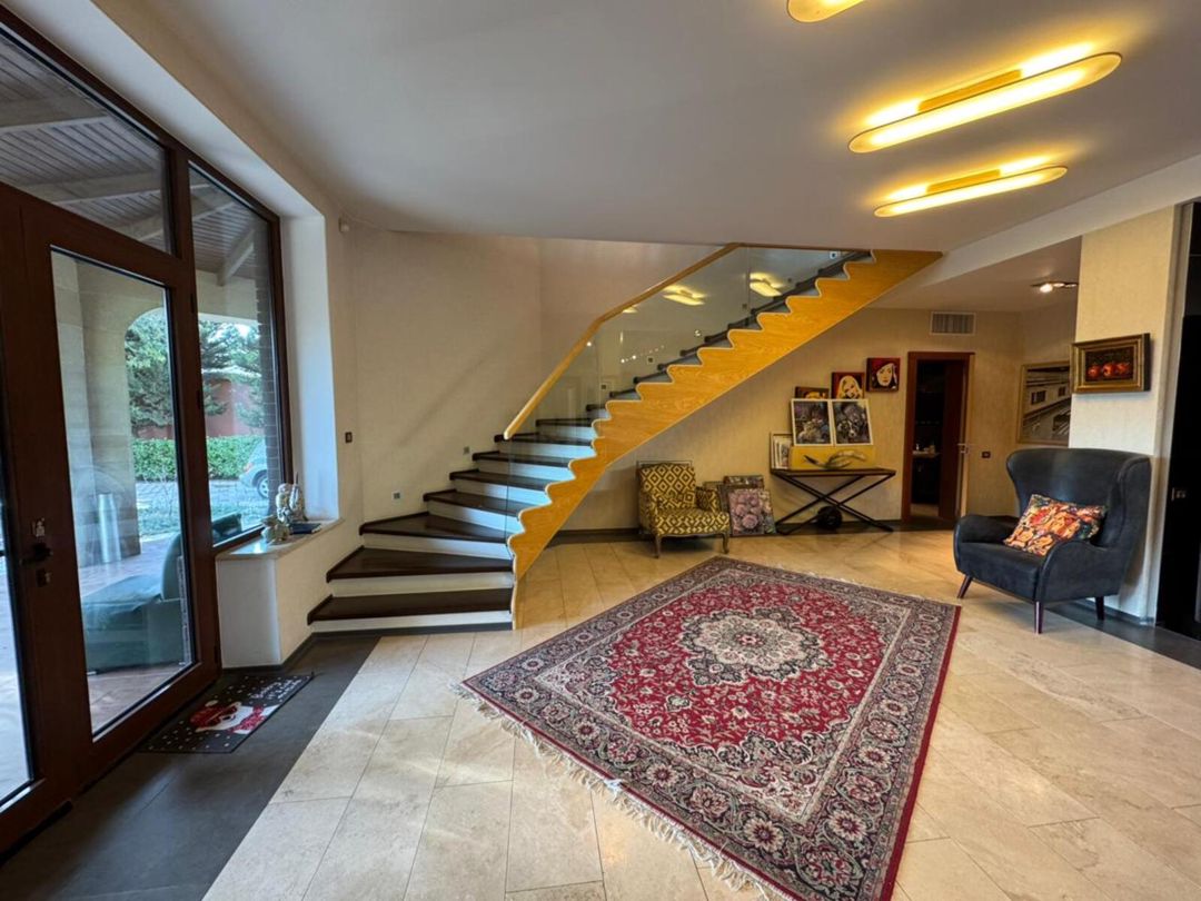 Satılır 7 otaqlı həyət evi/bağ evi 750 m² — Ev, villa, Bakı (10)