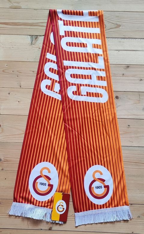 Məhsul: Futbol azarkeş şərfləri (bir neçə dizayn) Təsvir: - Klublar