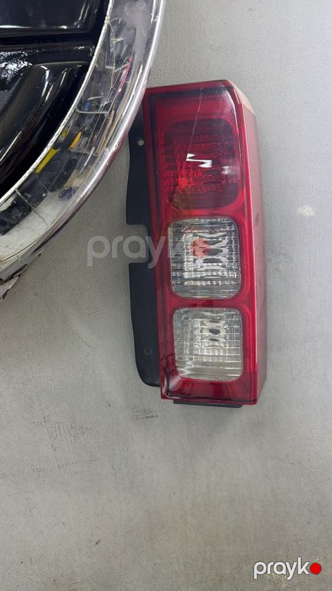 Hummer H2 ehtiyat hissələri