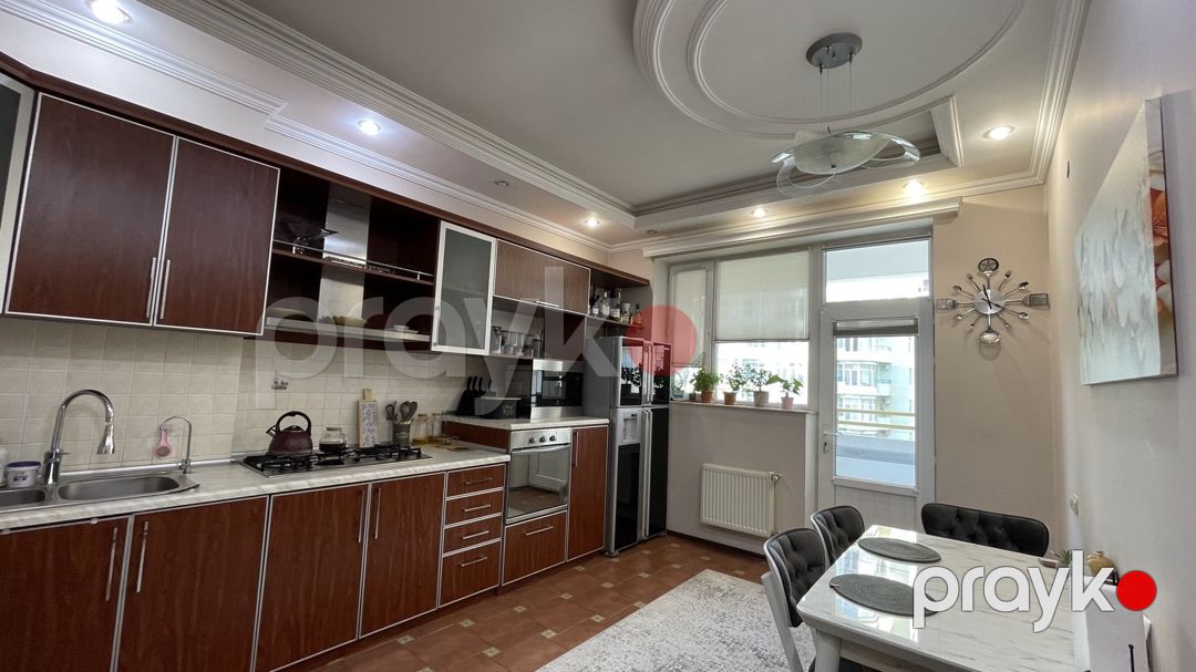 Satılır 8 otaqlı yeni tikili 300 m² — Mənzil, Bakı (12)