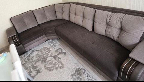 Divan satılır 300azn ölçü 2nin 3e ünvan günəşli esma