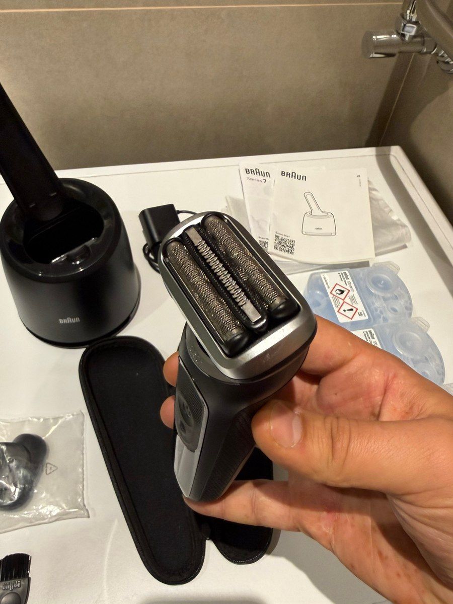 Braun Series 7 Clean & Charge — Şəxsi əşyalar, Bakı (3)