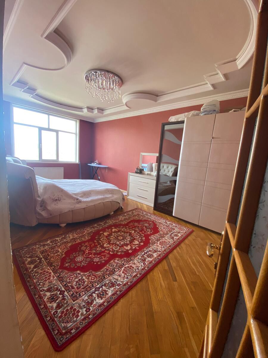 Satılır 3 otaqlı yeni tikili 150 m² — Mənzil, Bakı (4)
