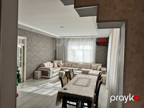 Satılır 7 otaqlı həyət evi/bağ evi 500 m²