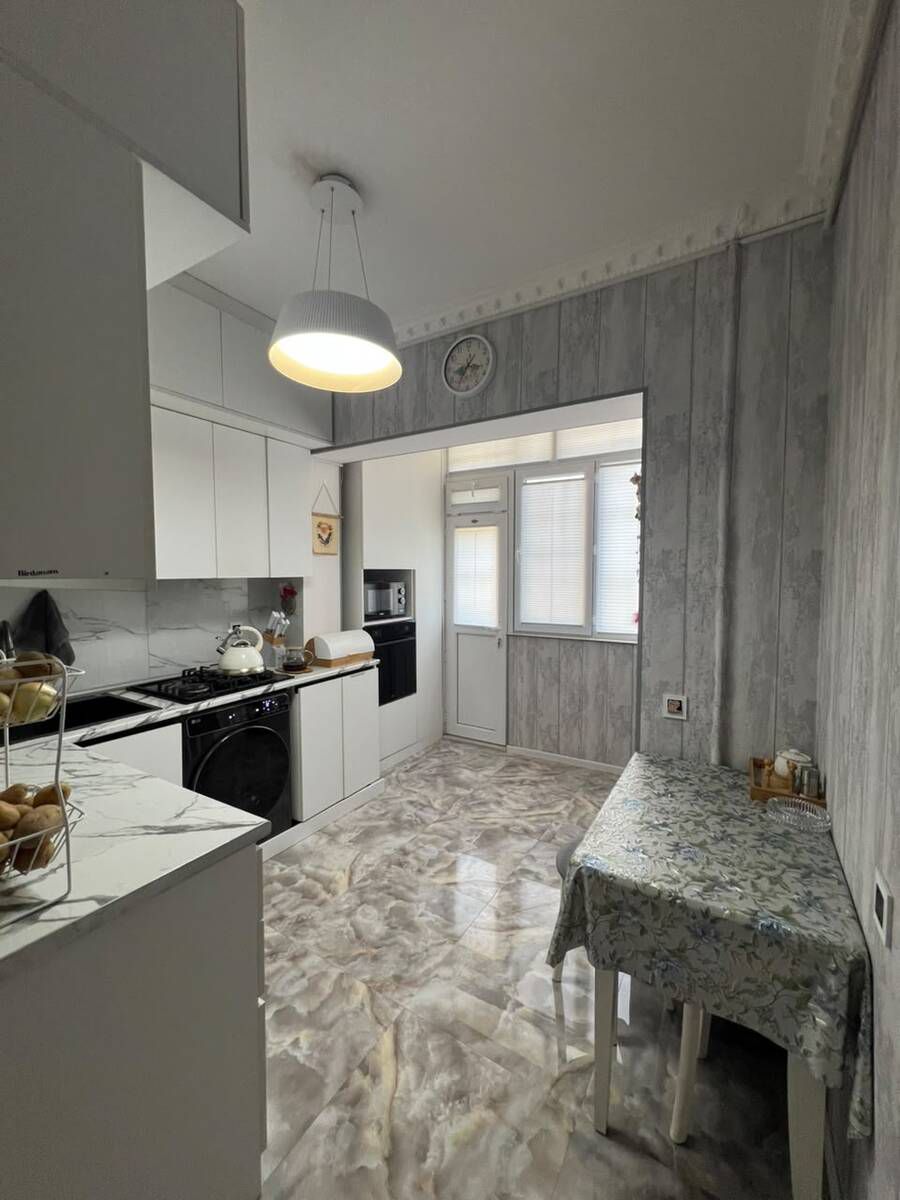 Satılır 2 otaqlı köhnə tikili 60 m² — Mənzil, Bakı (7)