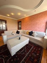 Künc divan jurnalnı birlikdə 350 Azn. Açılmır. Ünvan Binəqədi — Товары