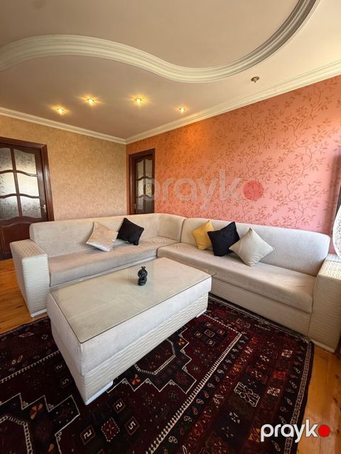 Künc divan jurnalnı birlikdə 350 Azn. Açılmır. Ünvan Binəqədi