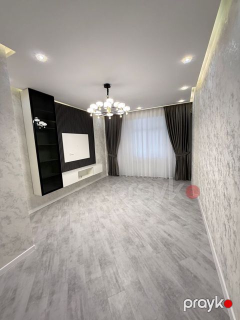 Satılır 3 otaqlı yeni tikili 125 m²