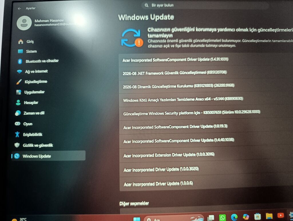 Acer Extensa 215-57 noutbuk - Prosessor: 13-cü nəsil Intel Core — Acer, Digah