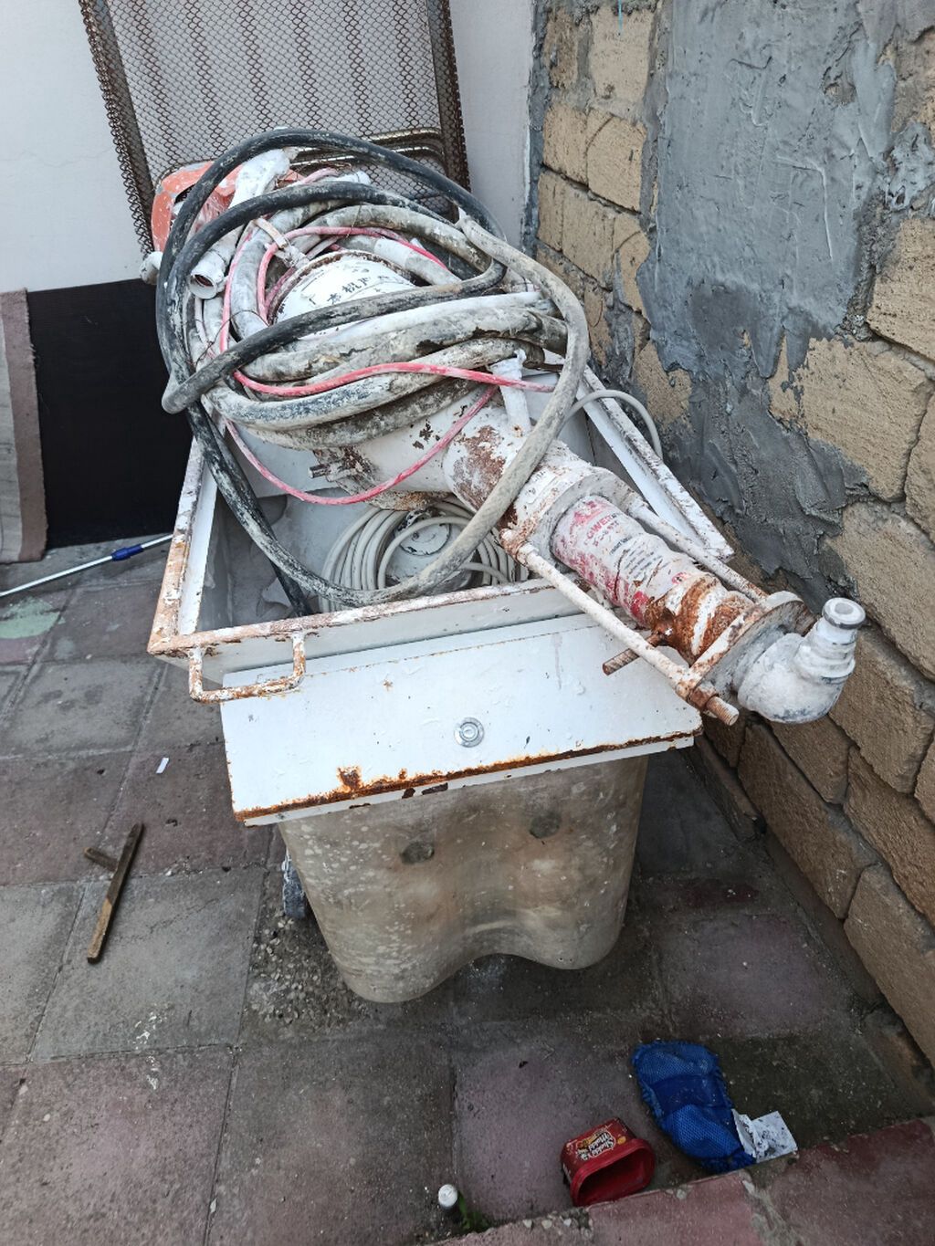 Suvaq vuran aparat – satılır və icarəyə verilir - Peşəkar suvaq — Mallar, Bakı (2)