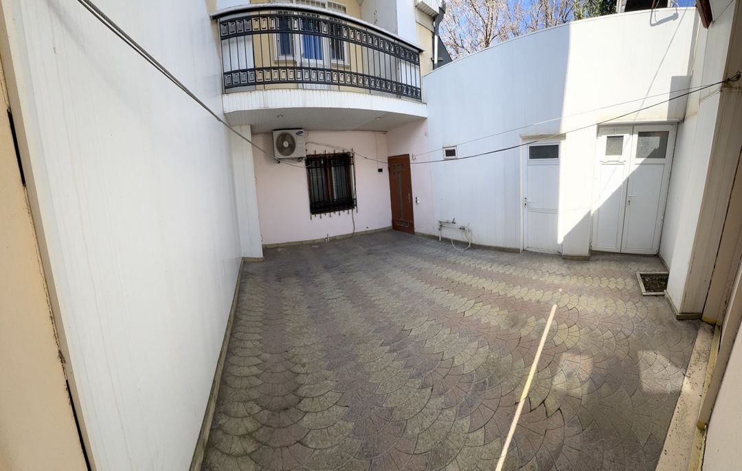 Satılır 5 otaqlı həyət evi/bağ evi 100 m² — Ev, villa, Bakı