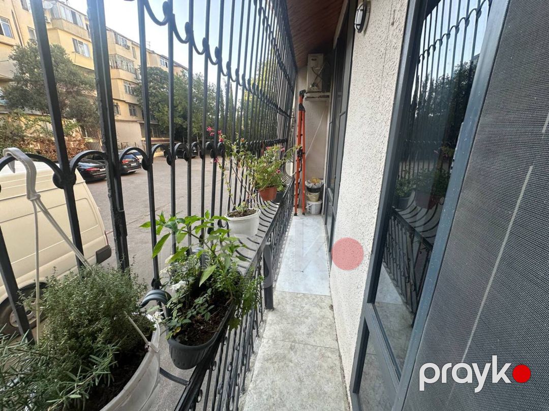 Satılır 3 otaqlı köhnə tikili 100 m² — Mənzil, Bakı (9)